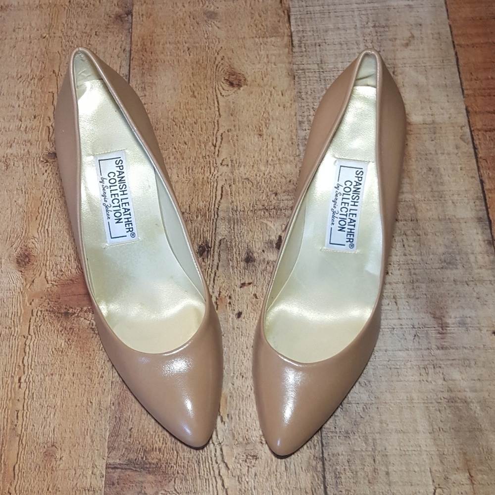 Sergio Zelcher Spanish leather size 6 brown heel